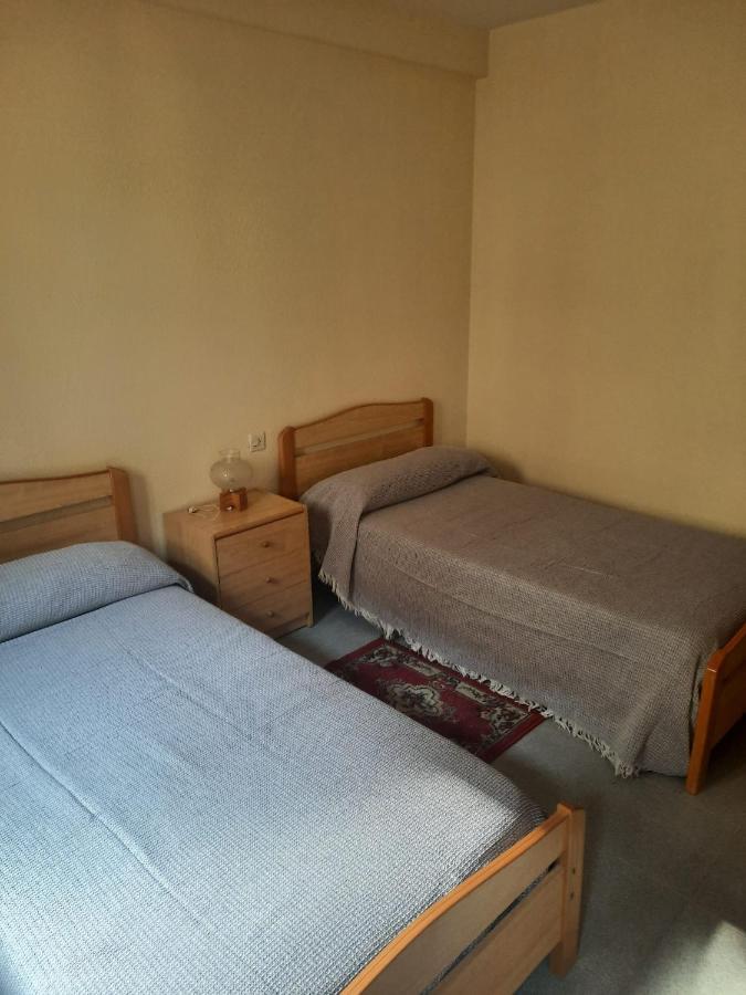 Sabiñánigo Habitaciones Pension El Parque מראה חיצוני תמונה